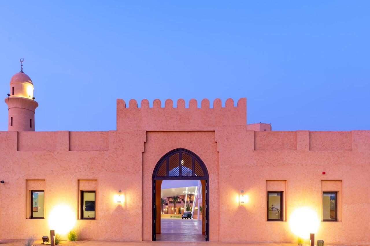 فندق Al Badayer Retreat By Sharjah Collection 5*